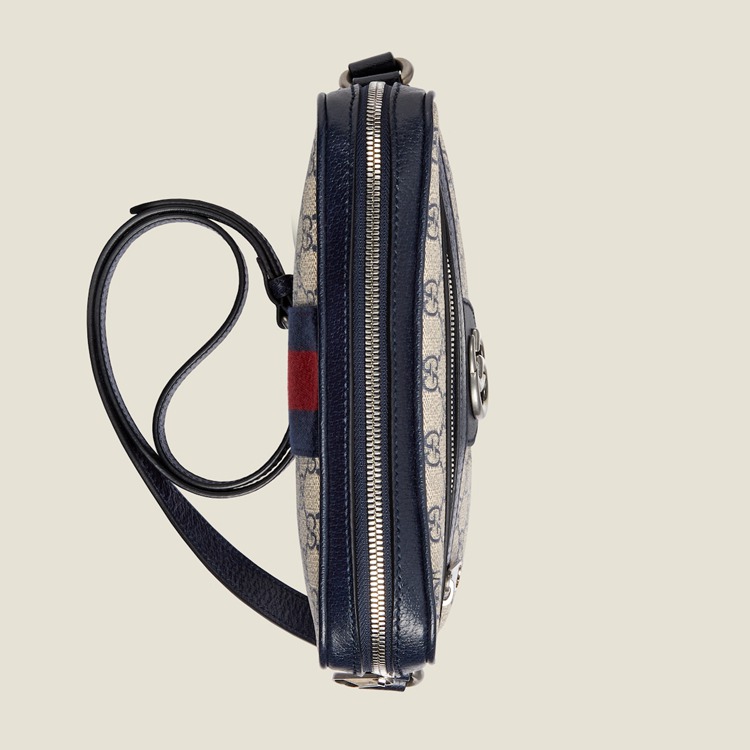 547926.96IWN.4076.012.064.0000.Light Ophidia GG small messenger bag